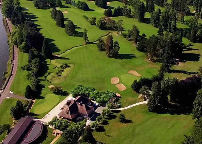 Kyriad Restaurant Centre Vichy